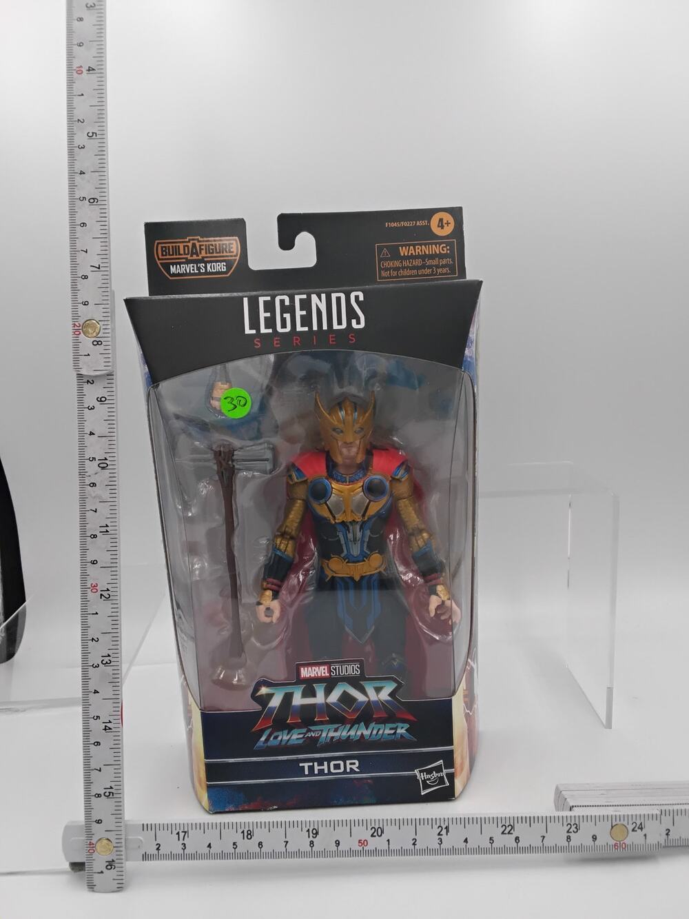 2022 THOR Legends Series Action Figure Sealed Marvel Hasbro